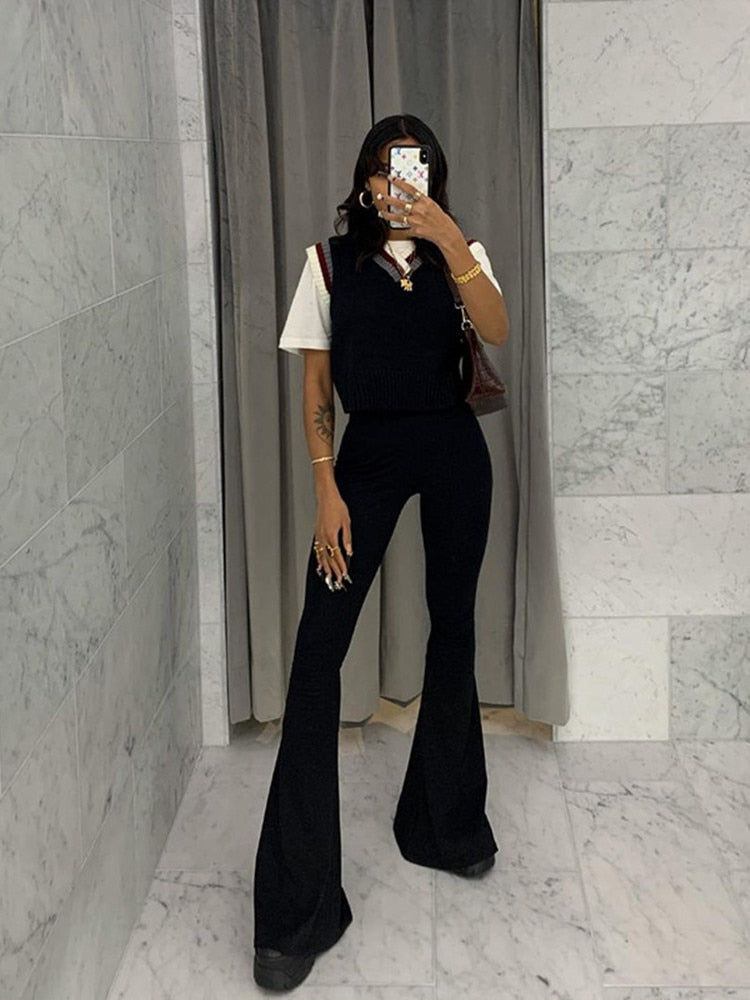 Woman Slim Fitting High Waisted Casual Flare Pants