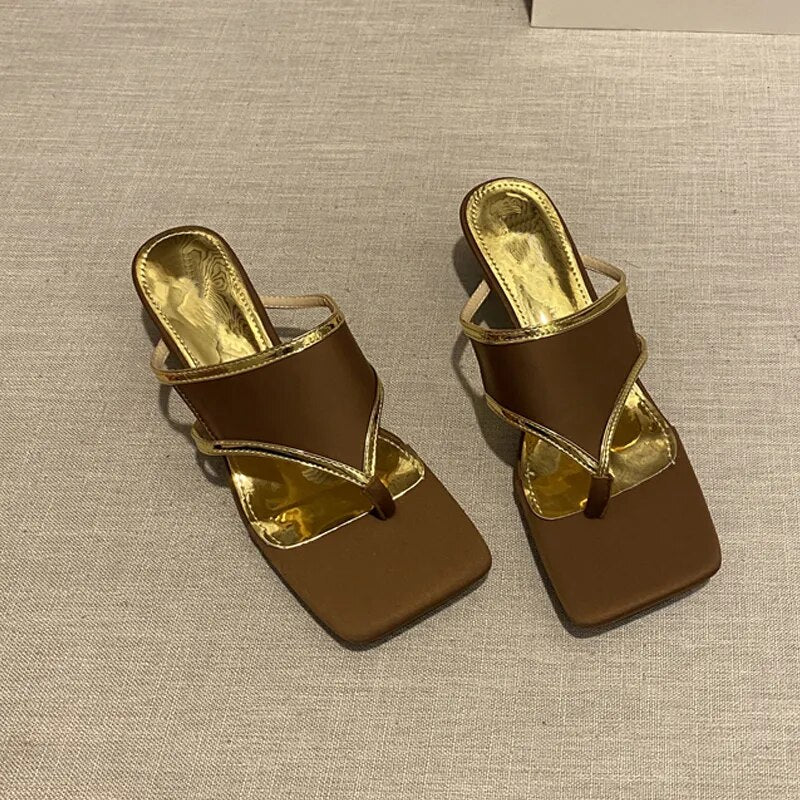 New Women Luxury Thong sandals Khaki