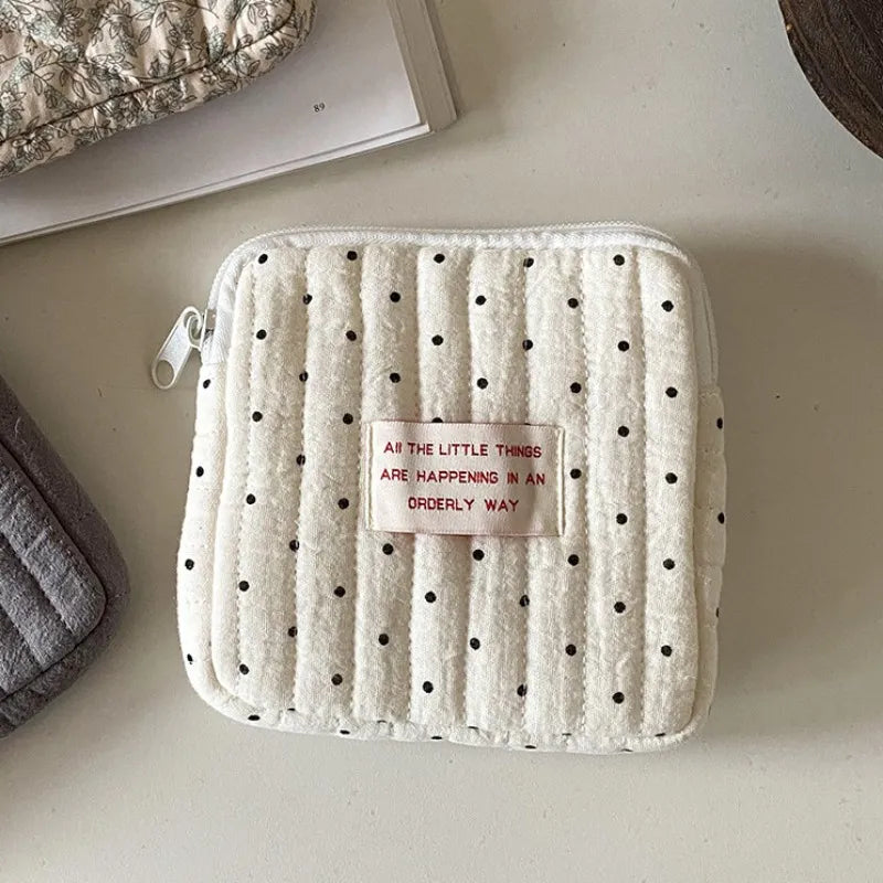 New Sanitary Napkin Storage Bags Round dot