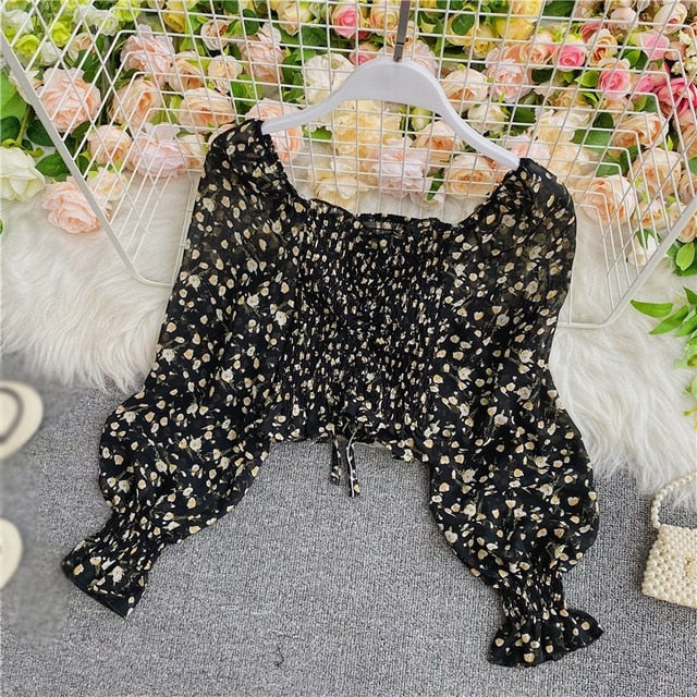 Long sleeve Square Collar Floral print Crop Top