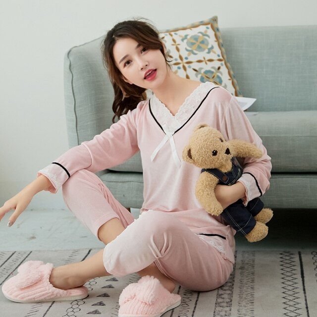 Velvet V-neck Pyjamas