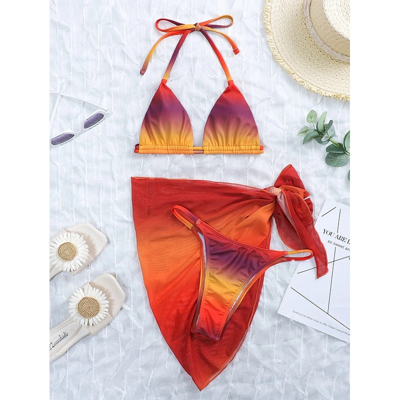 Halter top Three-piece bikini set