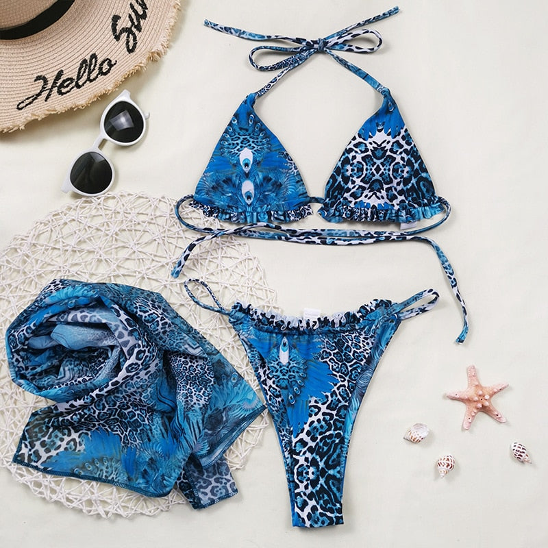 Halter top Three-piece bikini set