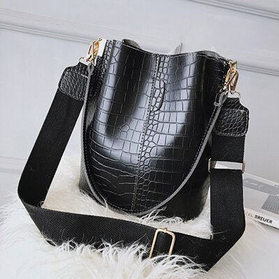 Vintage style Leather look Stone Pattern Handbag